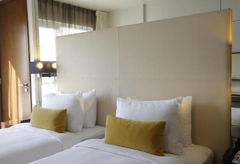 اتاق خانوادگی, Centro Capital Doha By Rotana