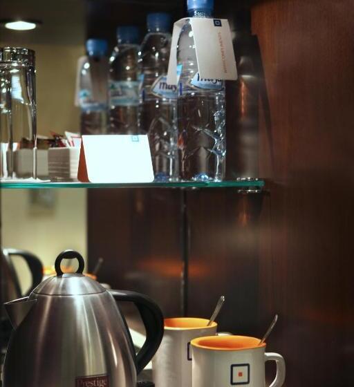 اتاق خانوادگی, Centro Capital Doha By Rotana