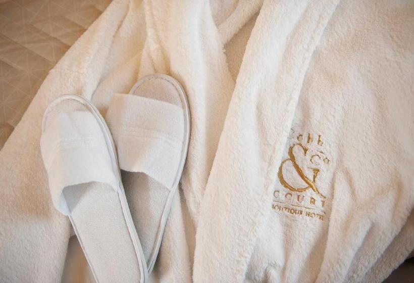 غرفة قياسية, Cobb & Co Court Boutique