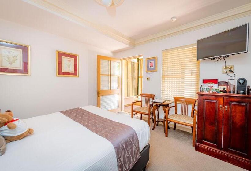 غرفة قياسية سرير ملكى, Cobb & Co Court Boutique