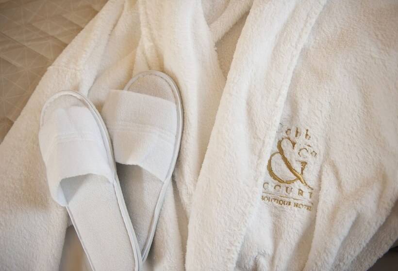 شقة ديلوكس غرفتين نوم, Cobb & Co Court Boutique