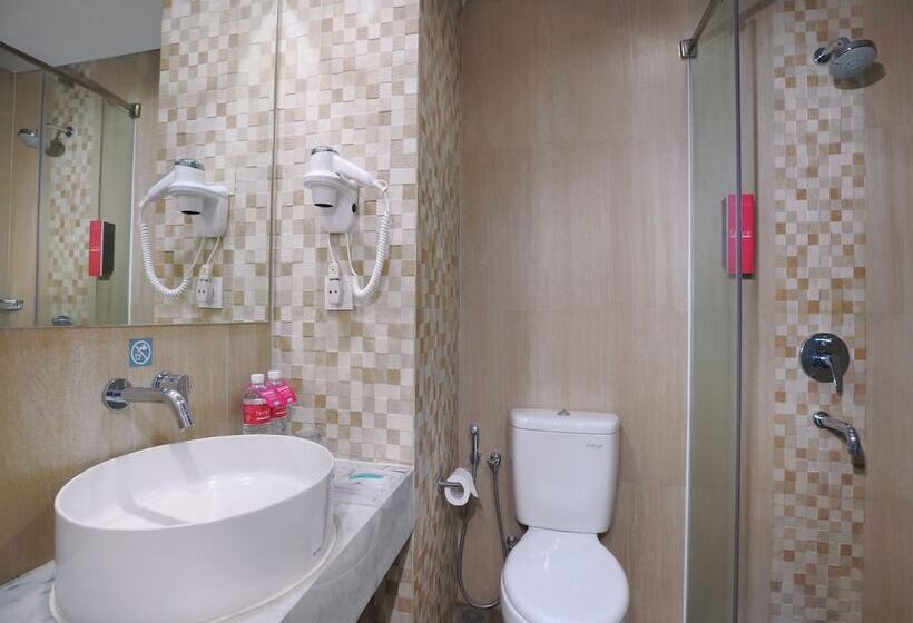 Номер Стандарт Плюс, Favehotel Malioboro   Yogyakarta