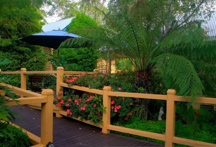 سوئیت با چشمانداز, Heritage Trail Lodge