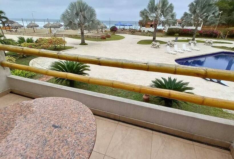 اتاق لوکس با چشمانداز دریا, Howard Johnson By Wyndham Montanita