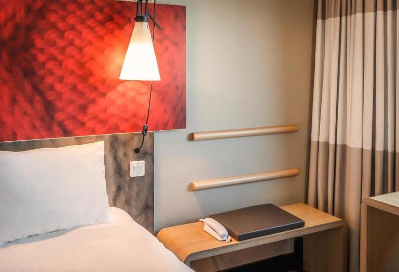 スタンダードルーム, Ibis Gdansk Stare Miasto