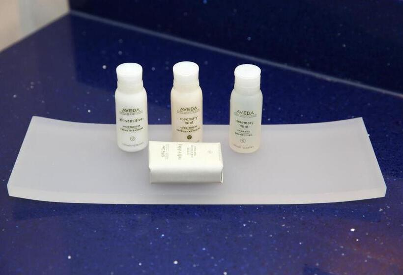 バルコニー付スイート, Indigo Naperville Riverwalk, An Ihg