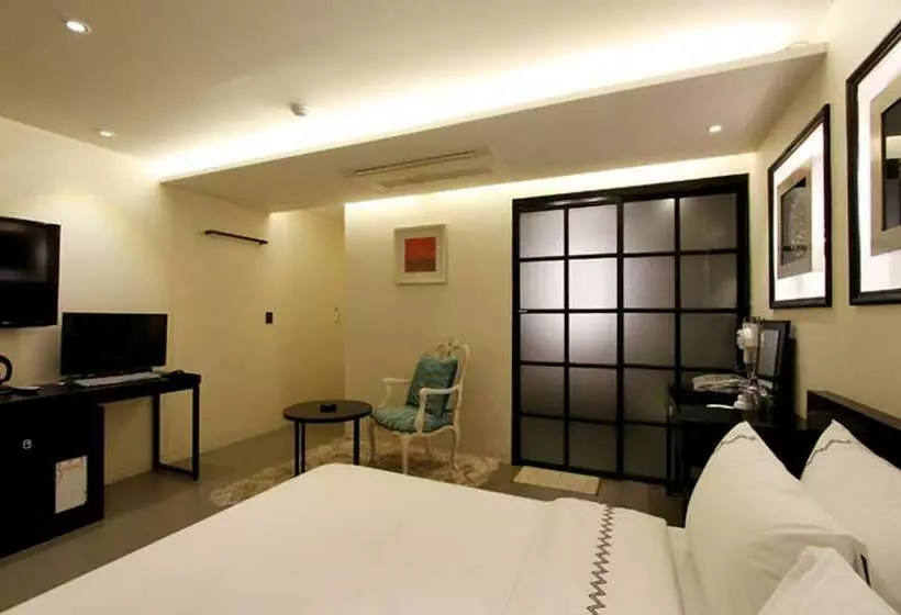 Premium-huone, Jeonju Mari