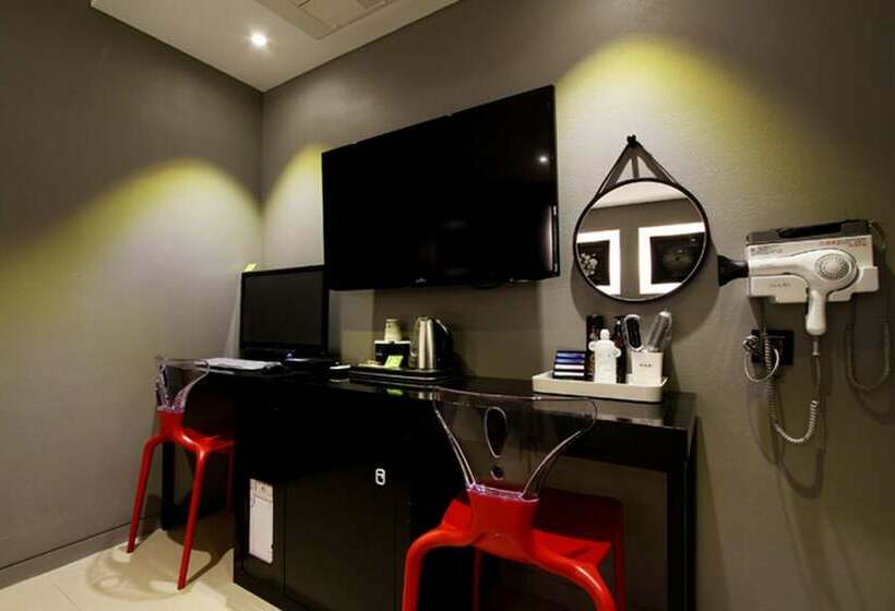 חדר דלוקס, Jeonju Mari