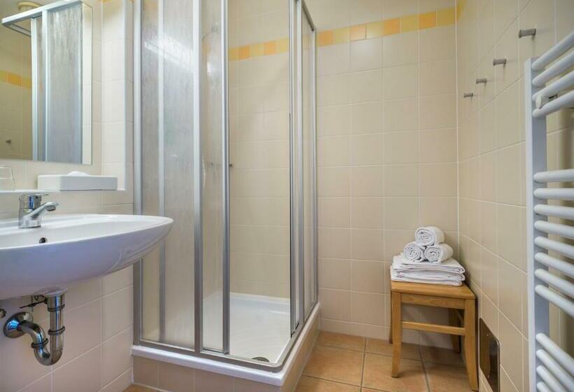 Номер Стандарт Трехместный, Jufa Hotel Schladming