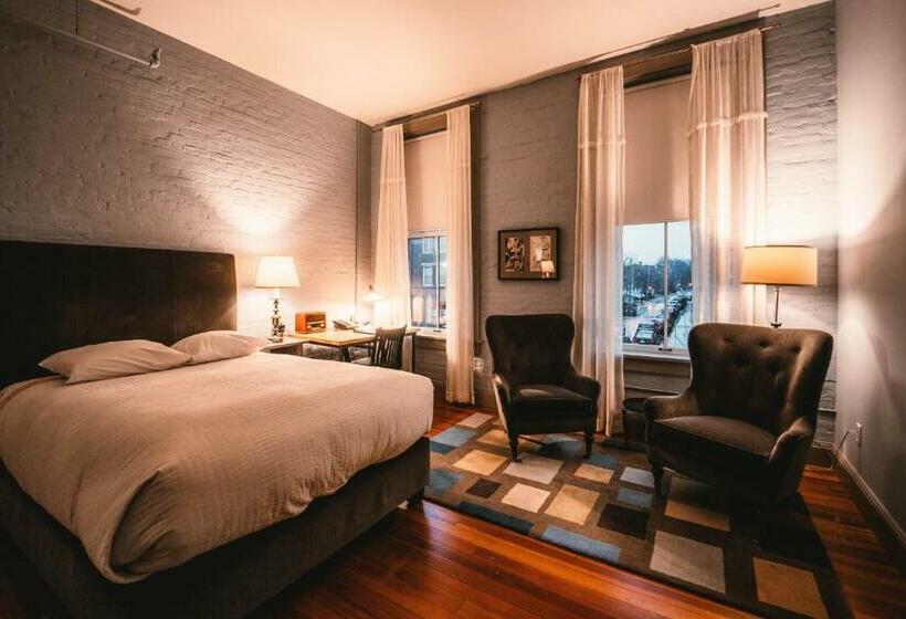 带大床的标准间, On North