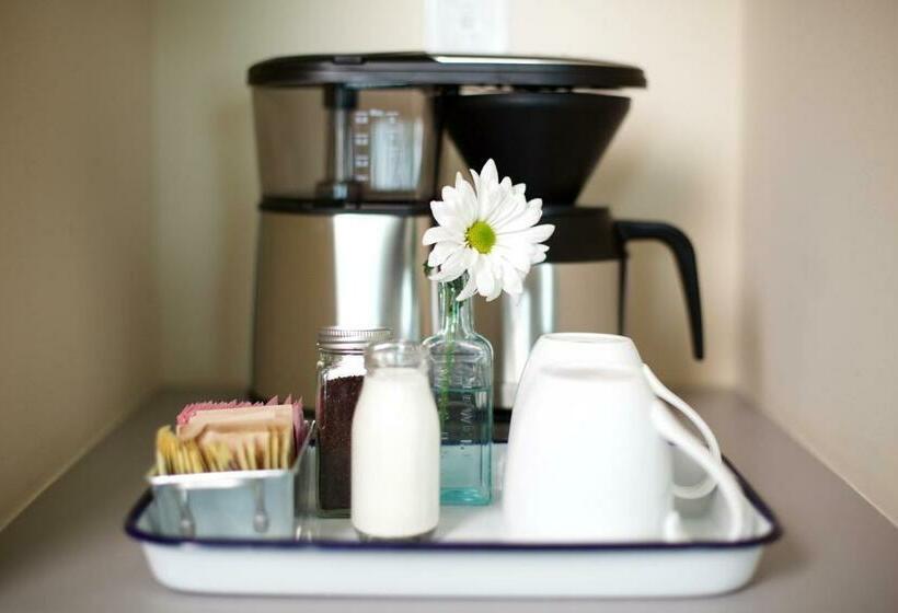 带大床的标准间, On North