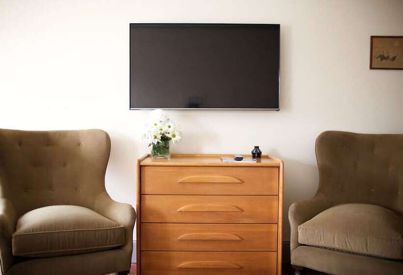 带2个双人床的标准工作室, On North