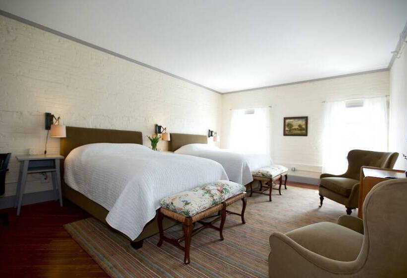 带2个双人床的标准工作室, On North