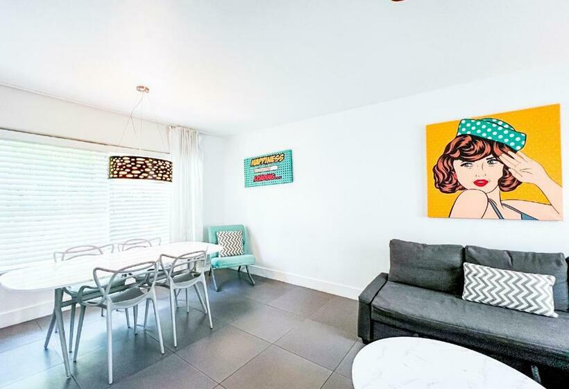 スイート, Royal Palms Resort & Spa