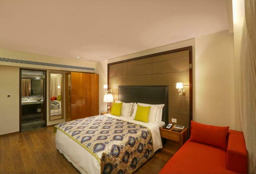 جناح, Samanvay Boutique