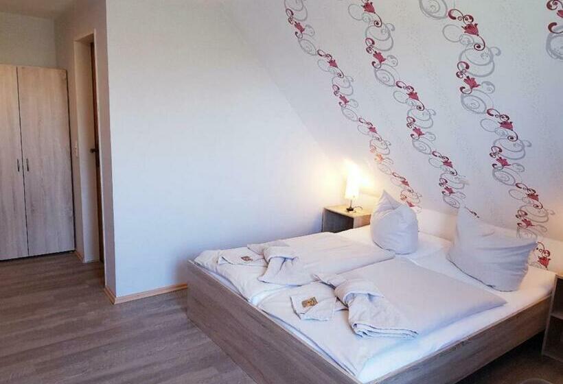 스탠다드 룸, Up Diek