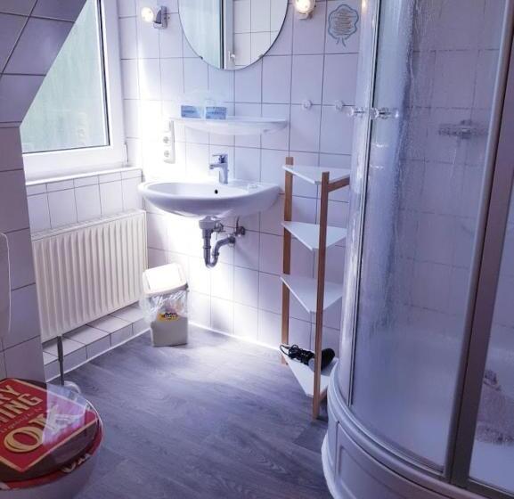 스탠다드 룸, Up Diek