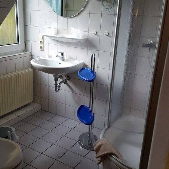 스탠다드 룸, Up Diek