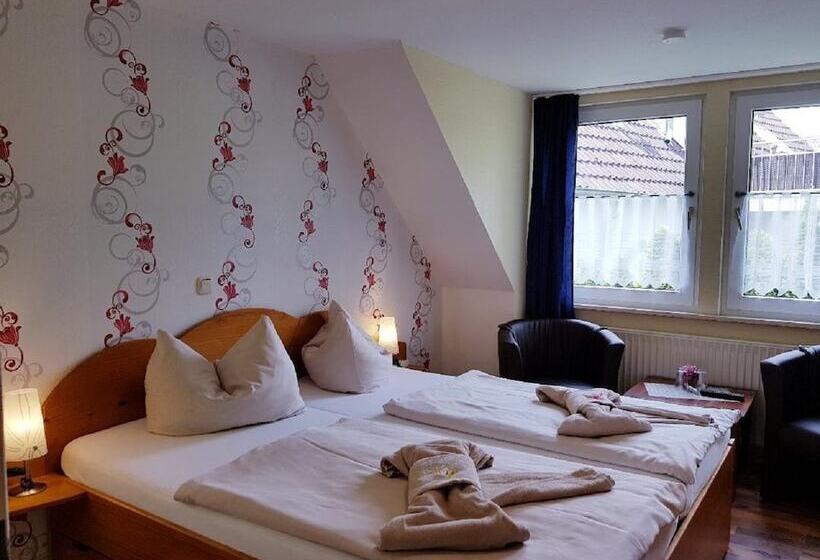 스탠다드 룸, Up Diek