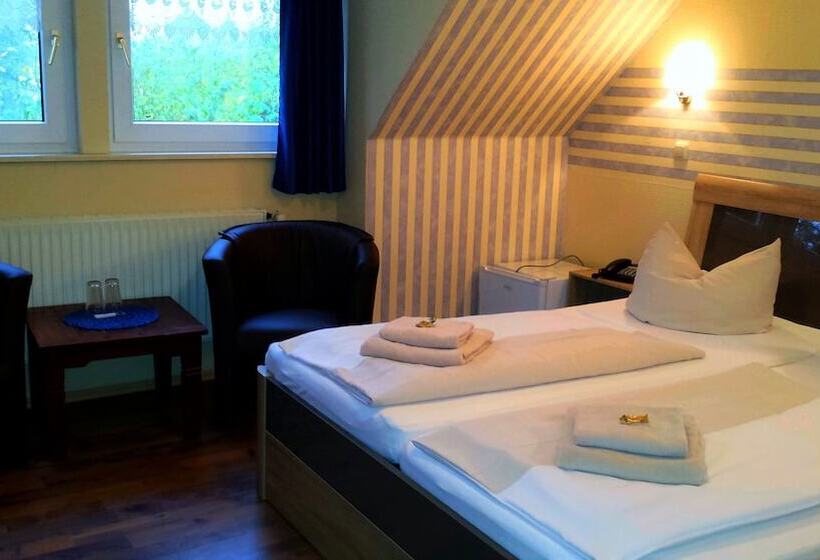 스탠다드 룸, Up Diek