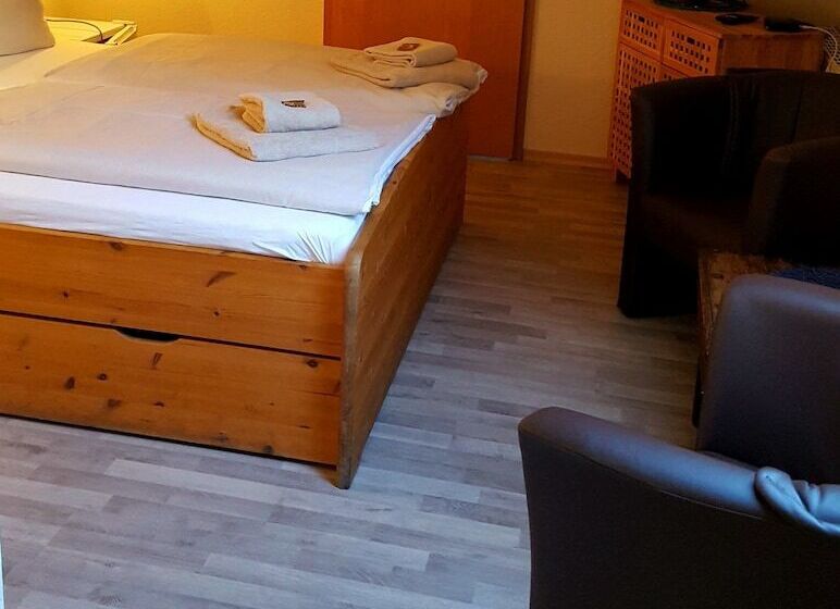 스탠다드 룸, Up Diek