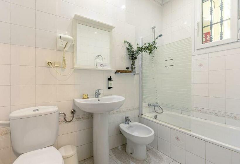 اتاق استاندارد, Nüa Alameda