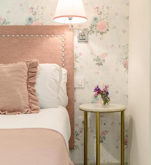 اتاق سوپریور, Nüa Alameda