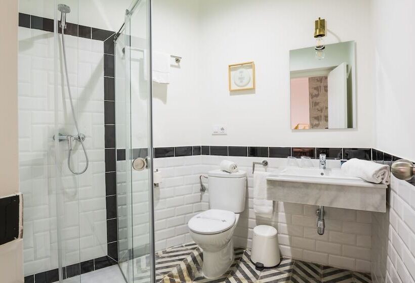 اتاق استاندارد, Nüa Alameda