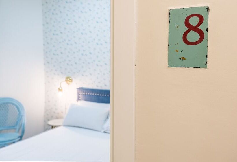 اتاق اکونومی, Nüa Alameda