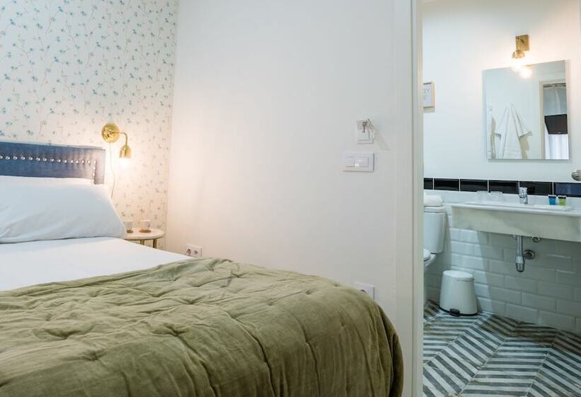 اتاق اکونومی, Nüa Alameda