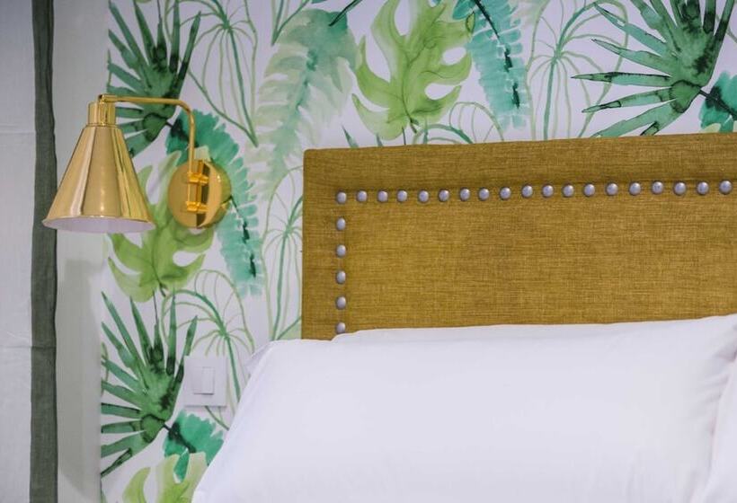 اتاق سوپریور, Nüa Alameda