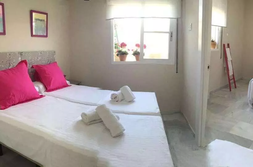 Superior Kolmen Hengen Huone, Nüa Alameda
