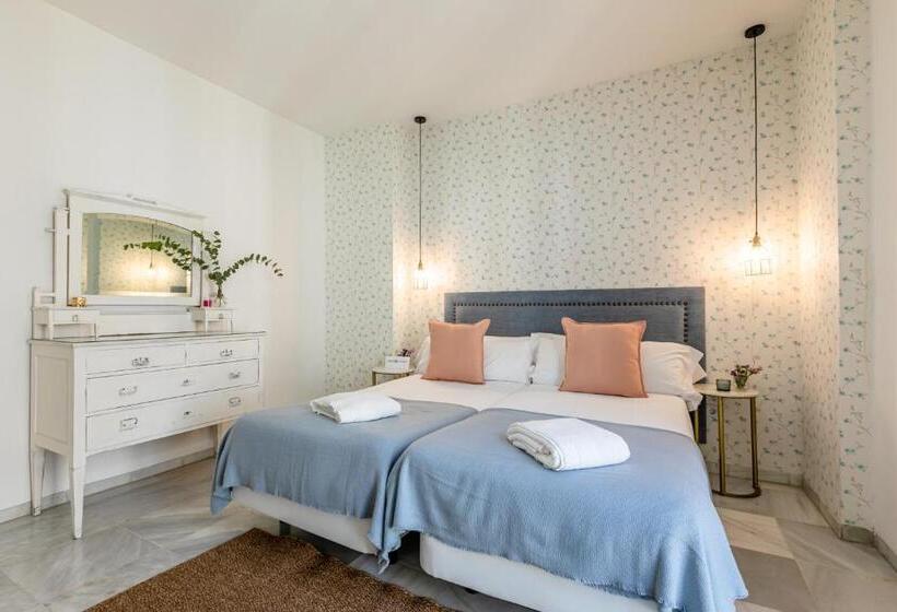 اتاق سوپریور, Nüa Alameda