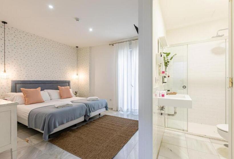 اتاق سوپریور, Nüa Alameda