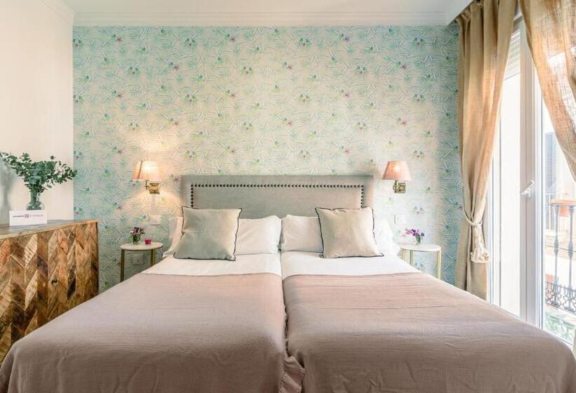 اتاق سوپریور, Nüa Alameda