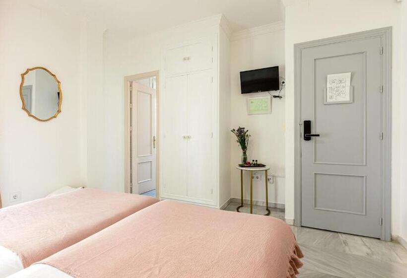 اتاق سوپریور, Nüa Alameda