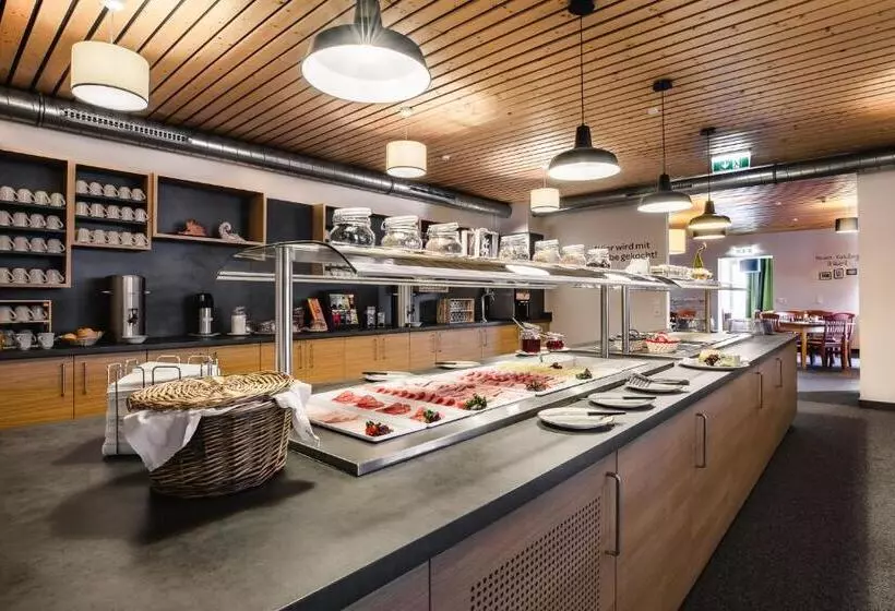 スタンダード４人部屋, Jufa Hotel Schladming