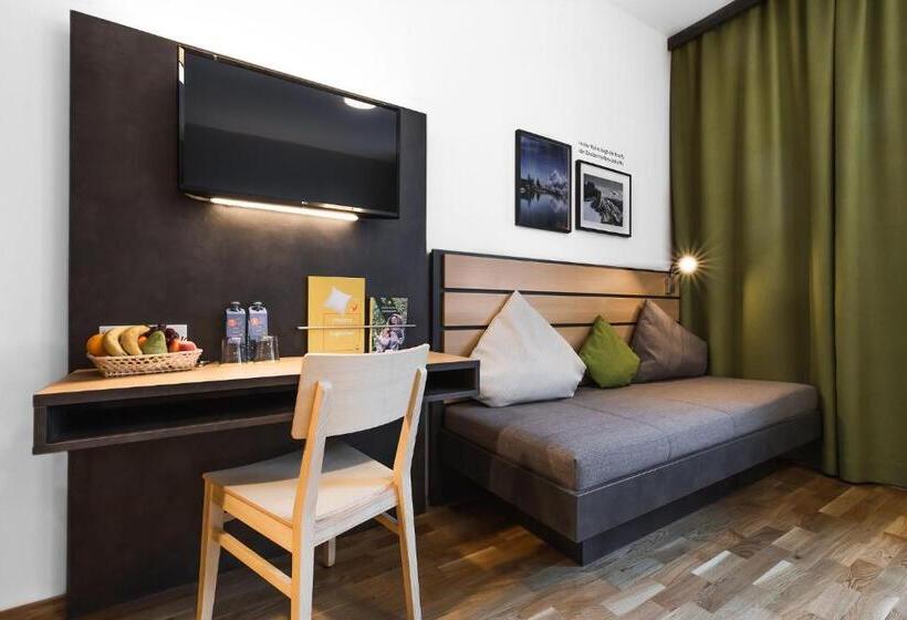 スーペリアトリプルルーム, Jufa Hotel Schladming