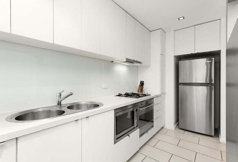 דירת שני חדרים עם מרפת, Melbourne Holiday Apartments Flinders Wharf