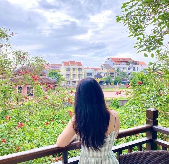 带花园景观和一个卧室的别墅, Silkotel Hoi An