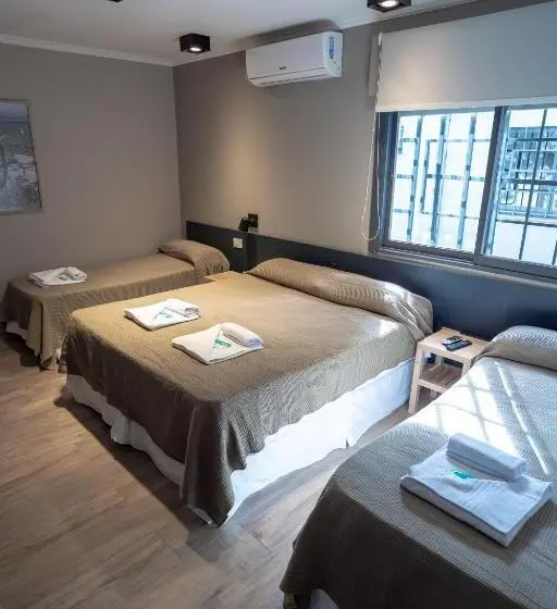 اتاق استاندارد چهار تخته, Nuevo Centro Hotel Villa Carlos Paz