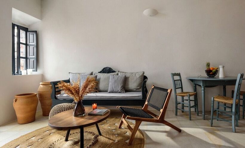 スイート, Firalia, Casa In Rock Suites