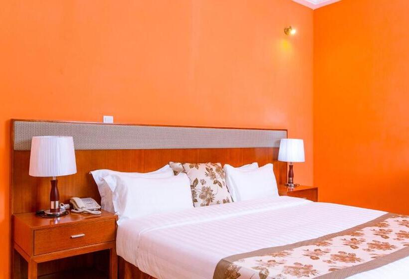 Camera Superiore, Le Feto 3