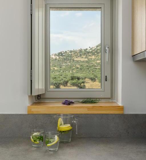 家庭套房, Margazi Areopolis Luxury Rooms