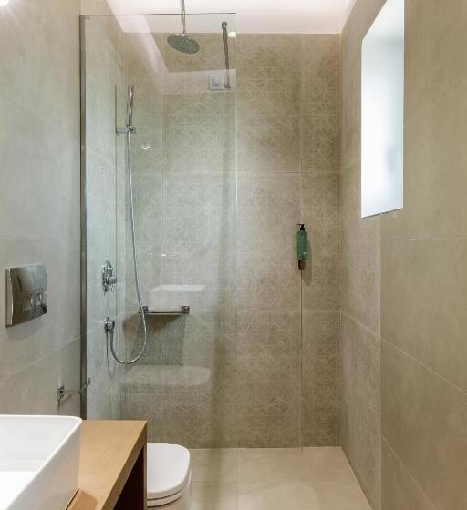 جناح عائلي, Margazi Areopolis Luxury Rooms