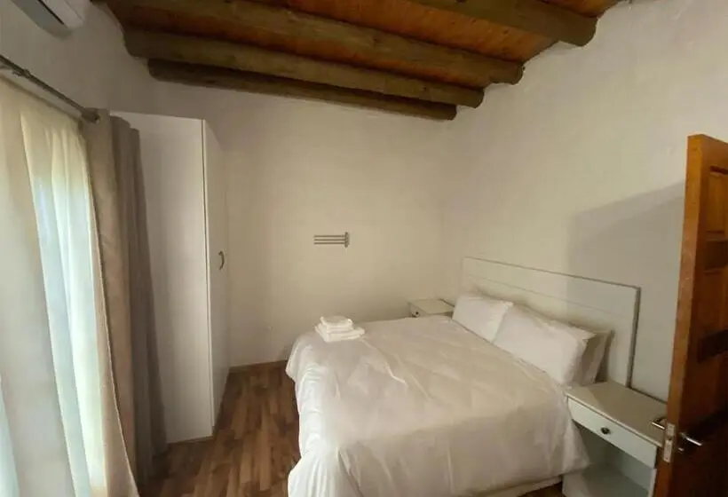 スタンダードルーム, Riverbend Berg Lodge Rooms