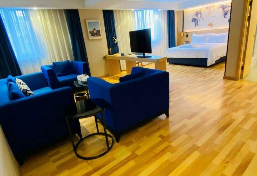 Люкс, Kyriad Marvelous Hotel Shantou Railway Station