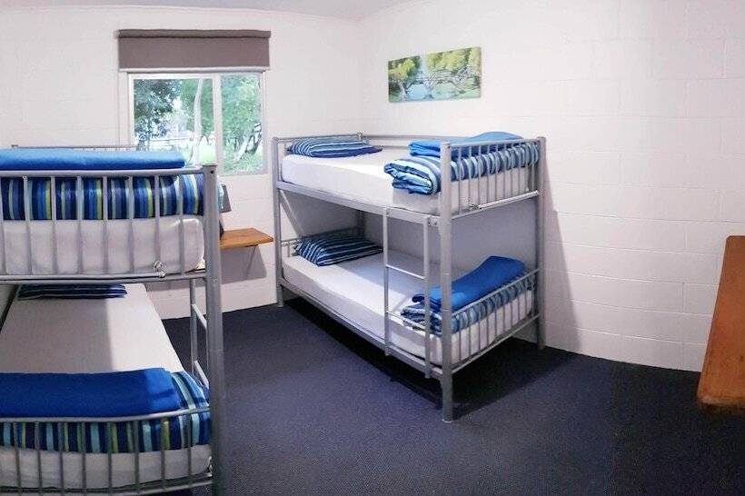 Кровать в Общей Комнате, Happy Apple Backpackers