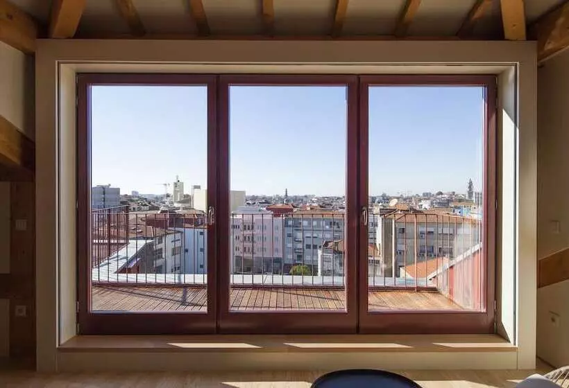 1 Bedroom Penthouse Apartment, Aparthotel Oporto Alves Da Veiga
