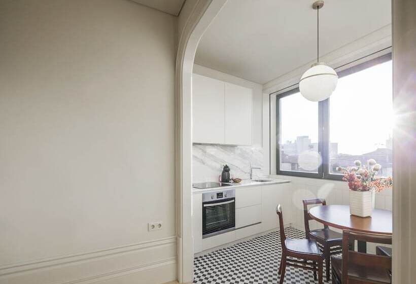 آپارتمان 1 خوابه با چشمانداز استخر, Aparthotel Oporto Alves Da Veiga